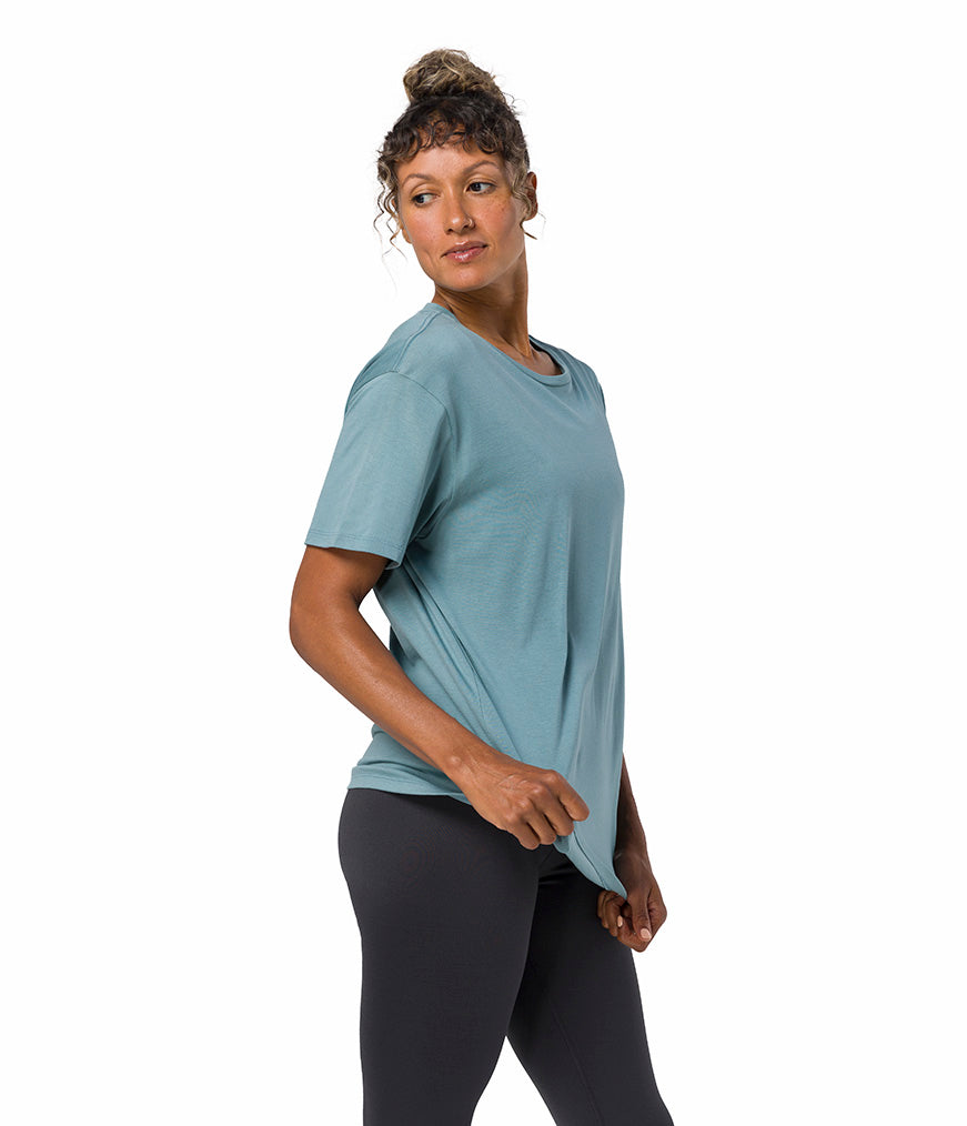 Vinyassa Tee - Beetle - Side View - Gallery Image 3 | Manduka | Eco Yoga Store