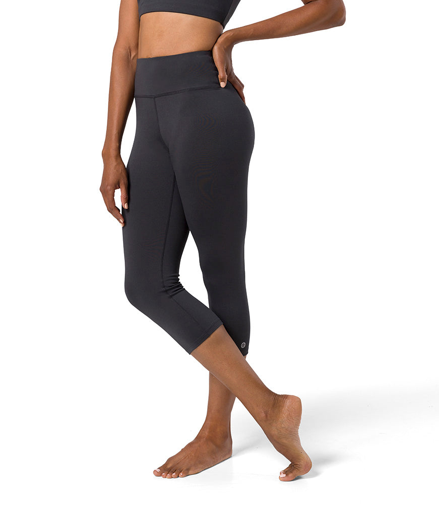 Dhara Capri Legging - Phantom - Side View - Gallery Image 4 | Manduka | Eco Yoga Store