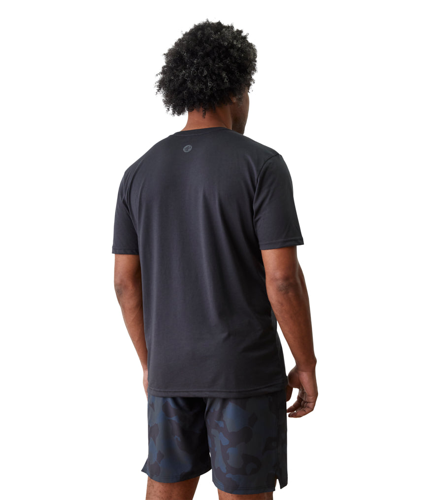 Vinyassa Tee Men - Blackout - Rear View - Gallery Image 2 | Manduka | Eco Yoga Store