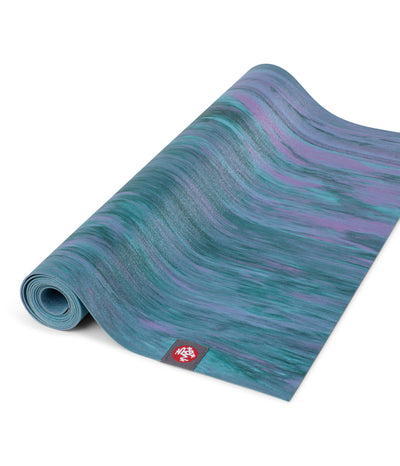 Manduka eKO Superlite 1.5mm Yoga Mat - Paisley Marbled - part rolled | Eco Yoga Store