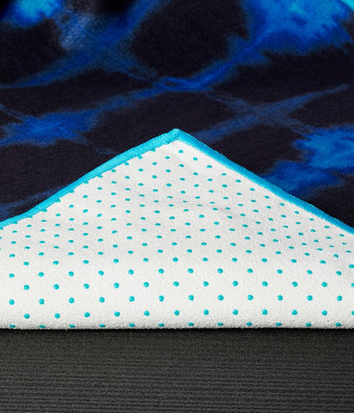 Manduka Yogitoes Mat Towel - Tye Dye Check - corner folded over showing underside | Eco Yoga Store