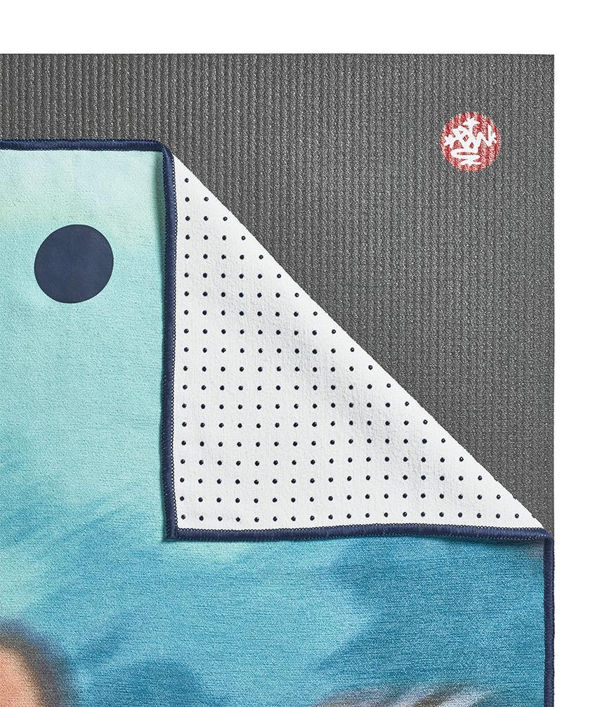 Manduka Yogitoes Mat Towel - Underwater Blur - lying flat, corner folded over | Eco Yoga Store