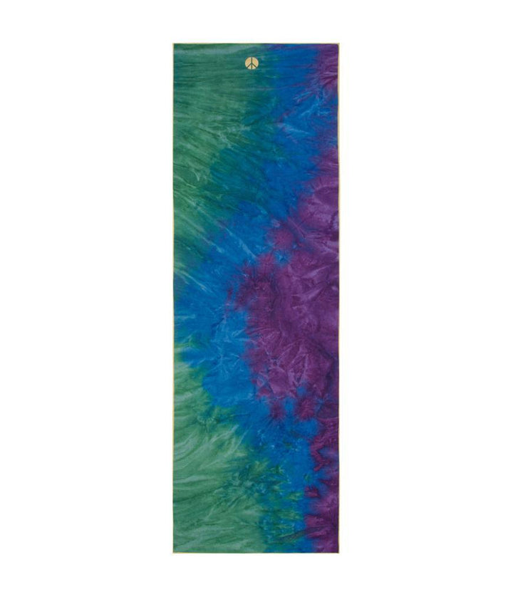 Manduka Yogitoes Mat Towel - Peacock - lying flat | Eco Yoga Store